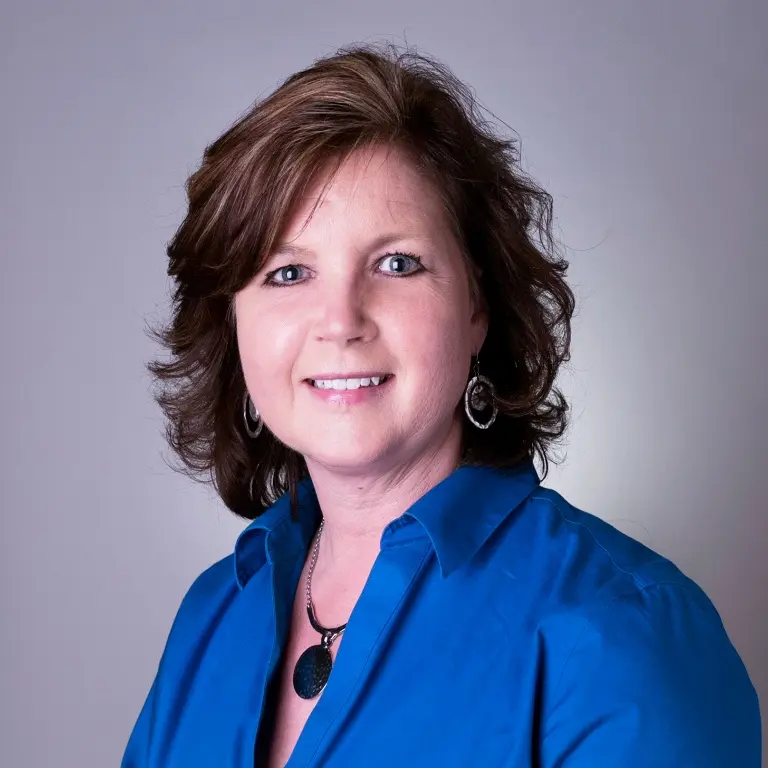 Headshot photo for Amy Van Pelt