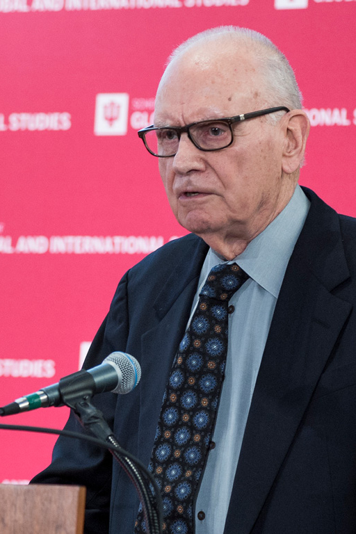 Rep. Lee Hamilton speaking to an audience.